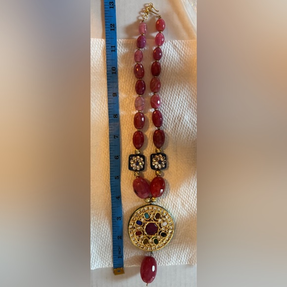 Necklace - Picture 4 of 4